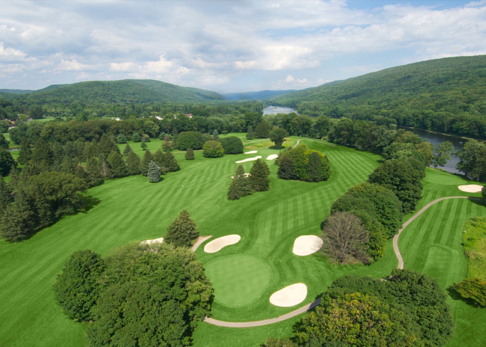 Shawnee Inn & Golf Resort